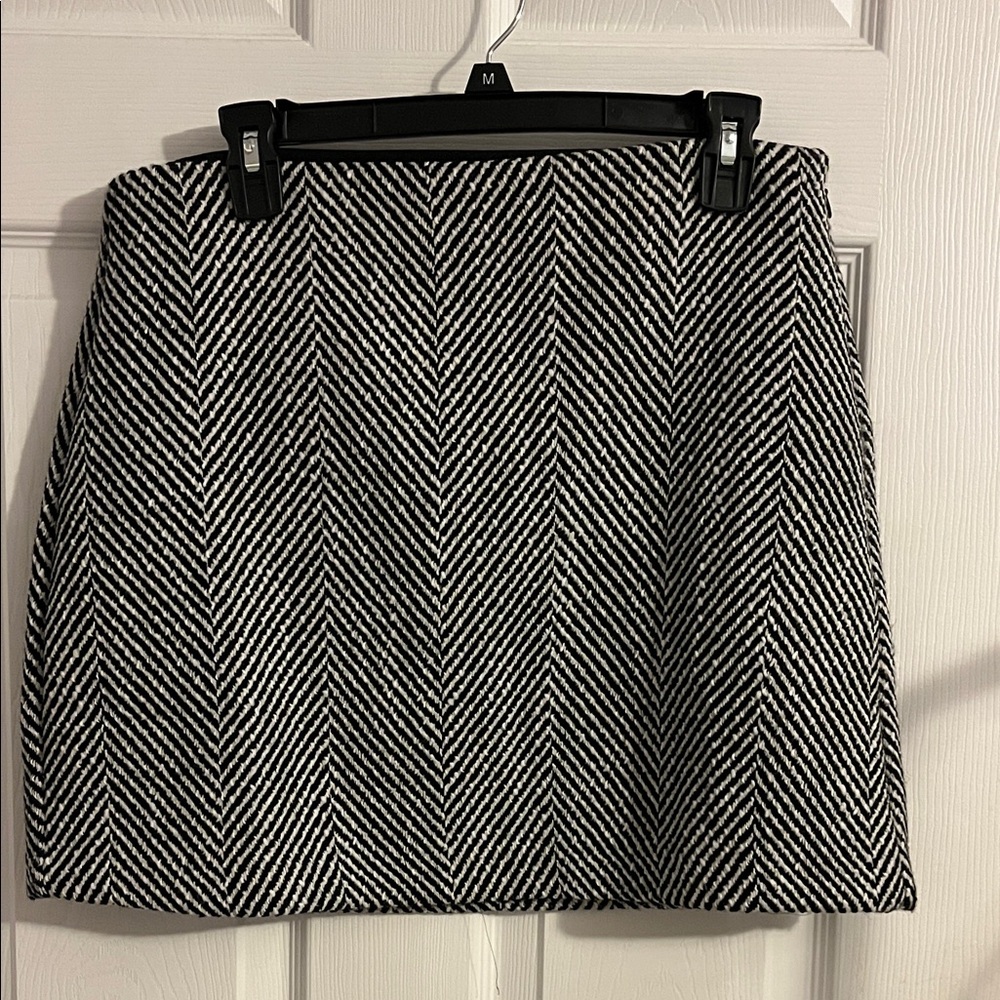 LOFT Black and White Chevron Mini Skirt